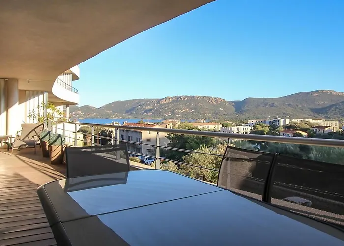 Neptune - 4 To 6 People - Port Of Porto-vecchio * 维琪奥港