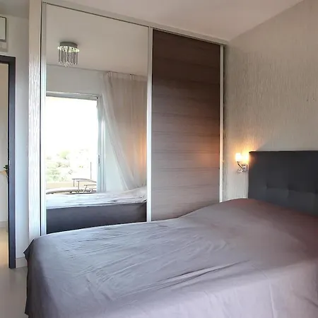 Neptune - 4 To 6 People - Port Of Porto-vecchio * 포르토베쉬오