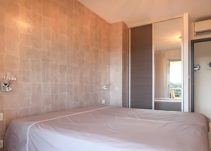 Neptune - 4 To 6 People - Port Of Porto-vecchio Apartment *